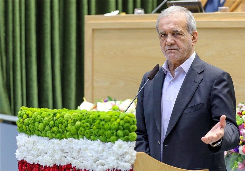 پزشکیان: با تحریم یا بدون تحریم، کشورمان را خواهیم ساخت