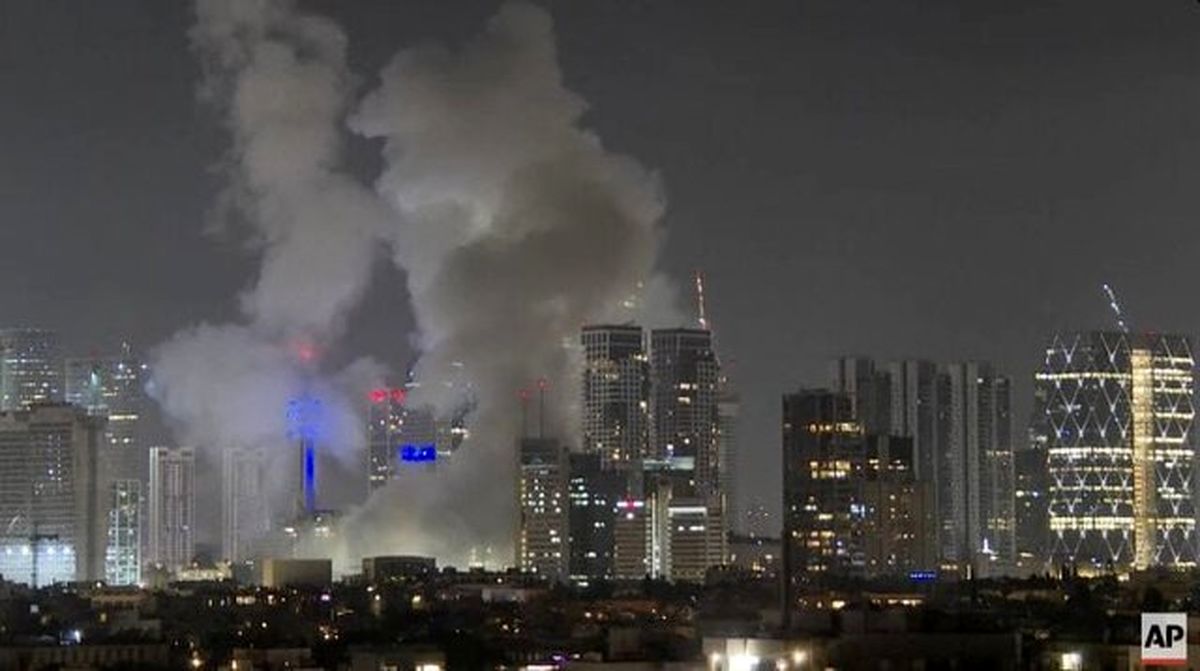 انبار تسلیحات تل آویو با حمله ایران پودر شد + فیلم