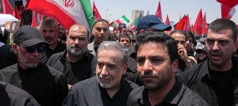 توئیت عراقچی: تا تهدید ادامه دارد، مذاکره برای توافق نهایی آغاز نمی‌شود