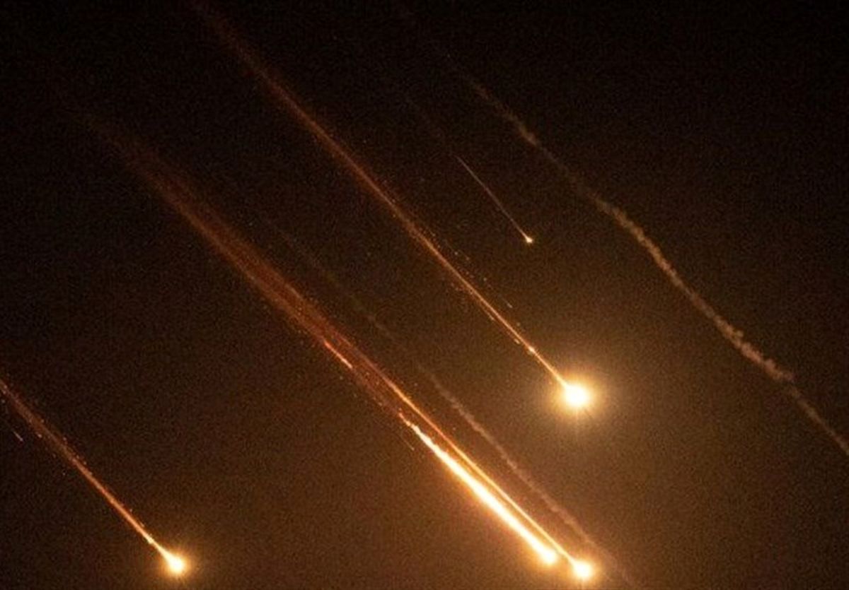  حملات پهپادی و موشکی شدید حزب‌الله به مراکزنظامی مهم اسرائیل