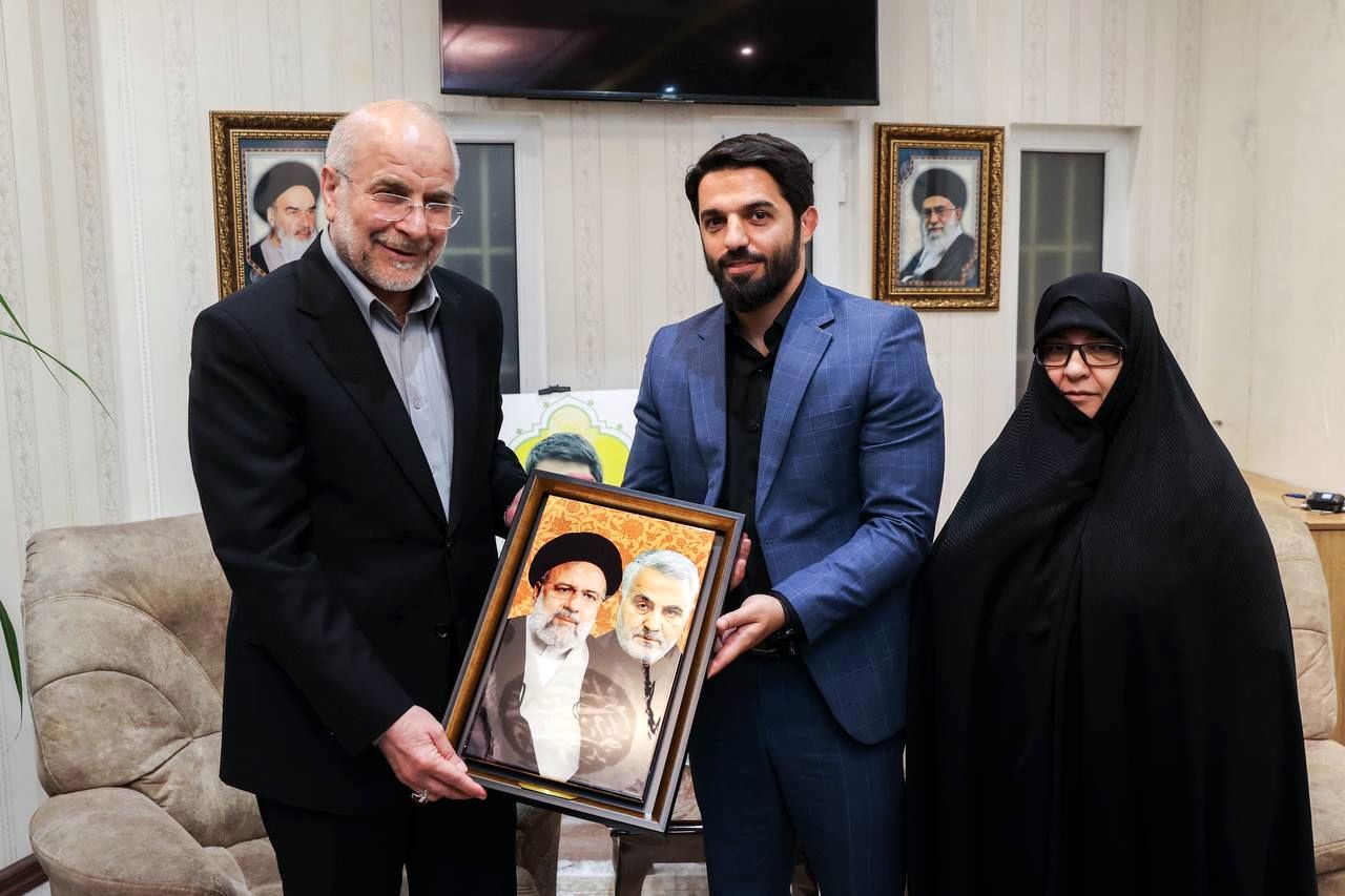  تصاویر: دیدار خانواده سردار شهید مصطفی عبداللهی با  قالیباف