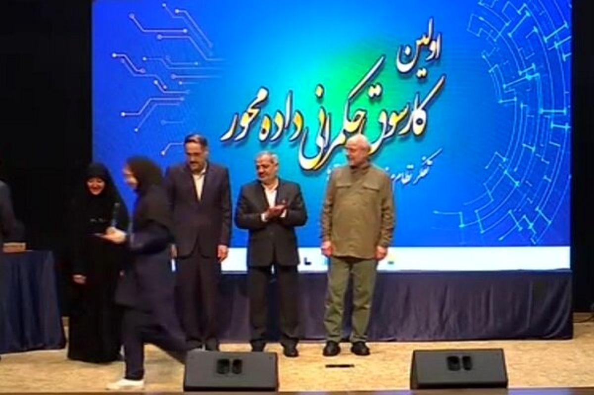 تجلیل قالیباف از دانش‌آموزان نخبه