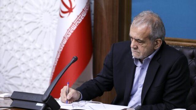  حکم پزشکیان برای همتی