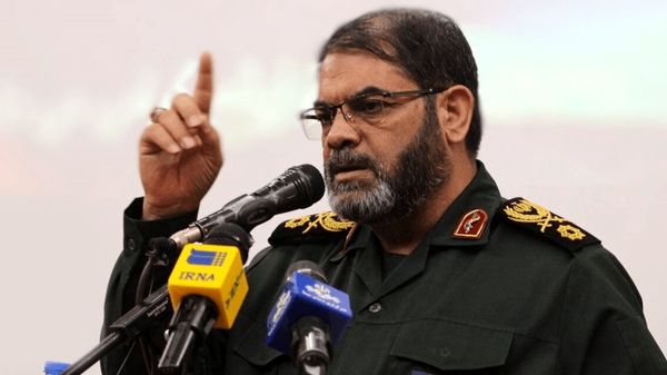 سردار معروفی: ترامپ توهم دارد و توهم می‌زند