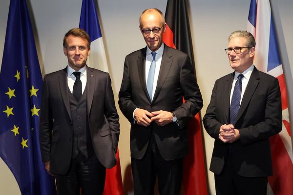 ادامه مواضع وقیحانه تروئیکای اروپایی علیه ایران 