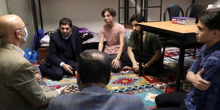 حضوری چهار ساعته مخبر در دانشگاه علم و صنعت ایران