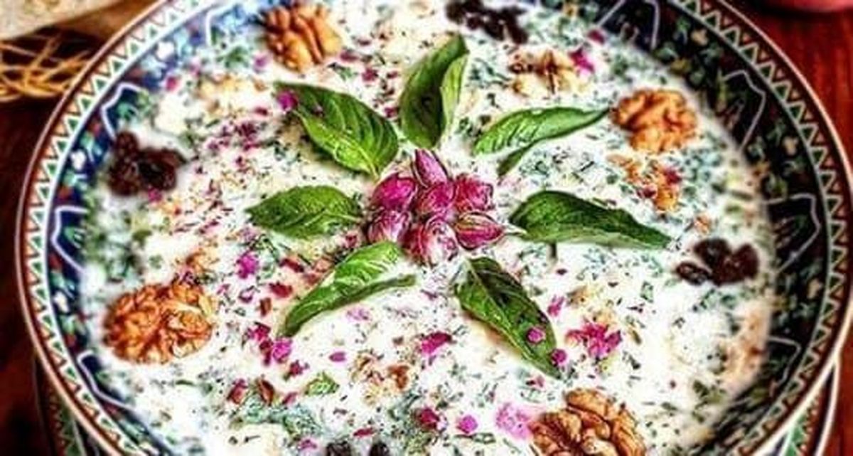 آب دوغ خیار یا آب طلا! / تهیه آب دوغ خیار چقدر آب می خورد؟