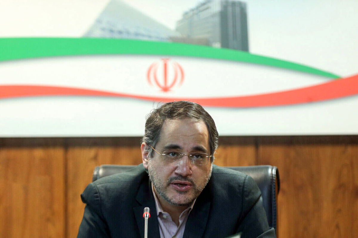 بابک نگاهداری: پیشرفت بدون مبارزه جدی با فساد، ممکن نیست