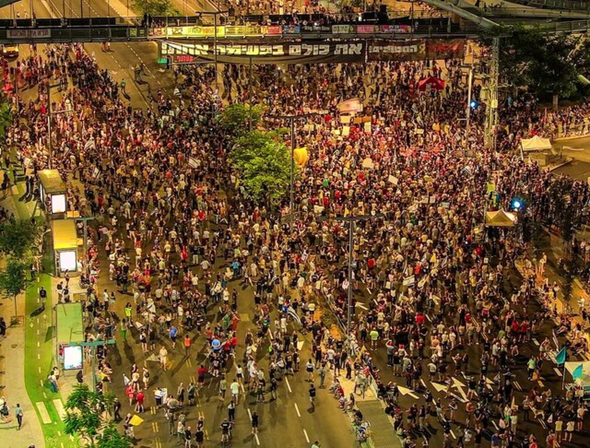 تظاهرات هزاران تن در مرکز تل آویو برای توقف جنگ غزه