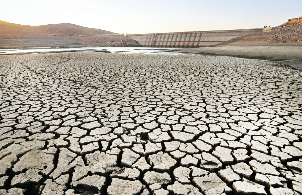 جیره‌بندی آب از آذرماه؟ | وضعیت قرمز آب تهران 