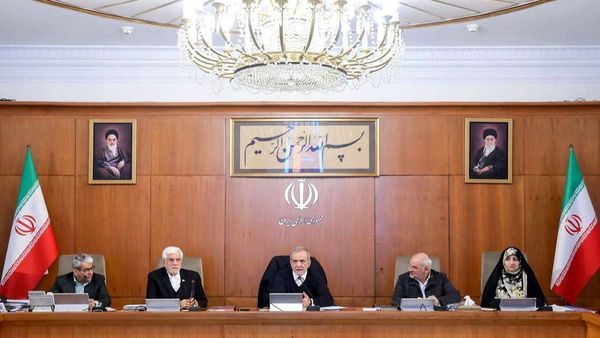 دولت اختیار اعلام گروه‌های تروریستی را به شعام سپرد