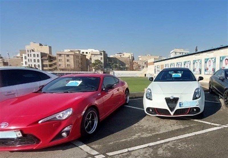 وصول ۵ همتی مالیات لاکچری سواران