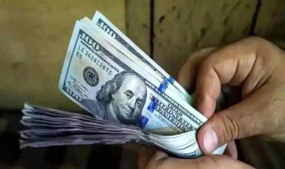 قیمت دلار امروز ۳ دی شوک‌آور شد | افزایش دو هزار تومانی در یک روز!