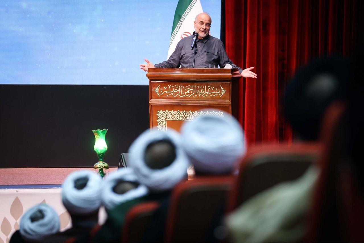 تصاویر: همایش روز جهانی مسجد با سخنرانی قالیباف