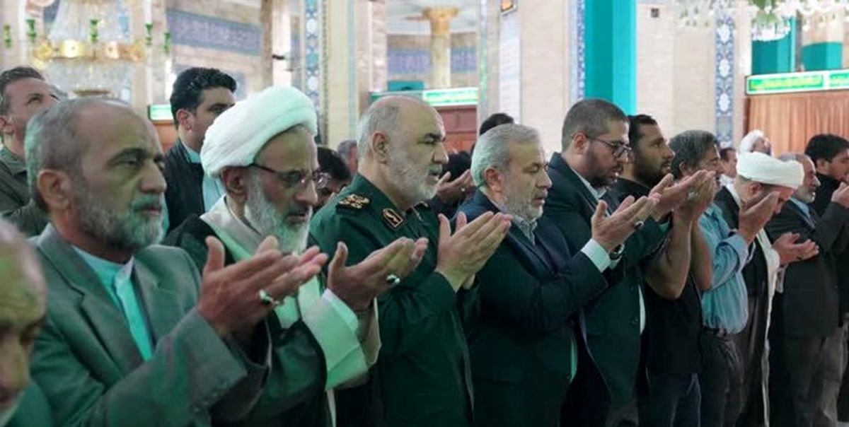 تشرف سرلشکر سلامی به مسجد مقدس جمکران +عکس