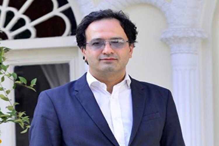 کیهان برزگر: اعراب منطقه تا دیر نشده به ترامپ فشار بیاورند