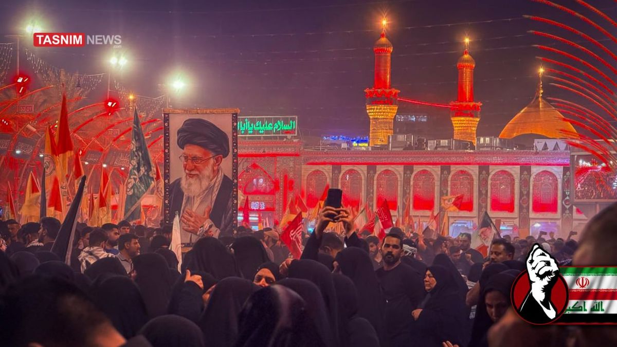 اهالی کربلا پیکر مطهر رهبر شهید انقلاب را گلباران کردند
