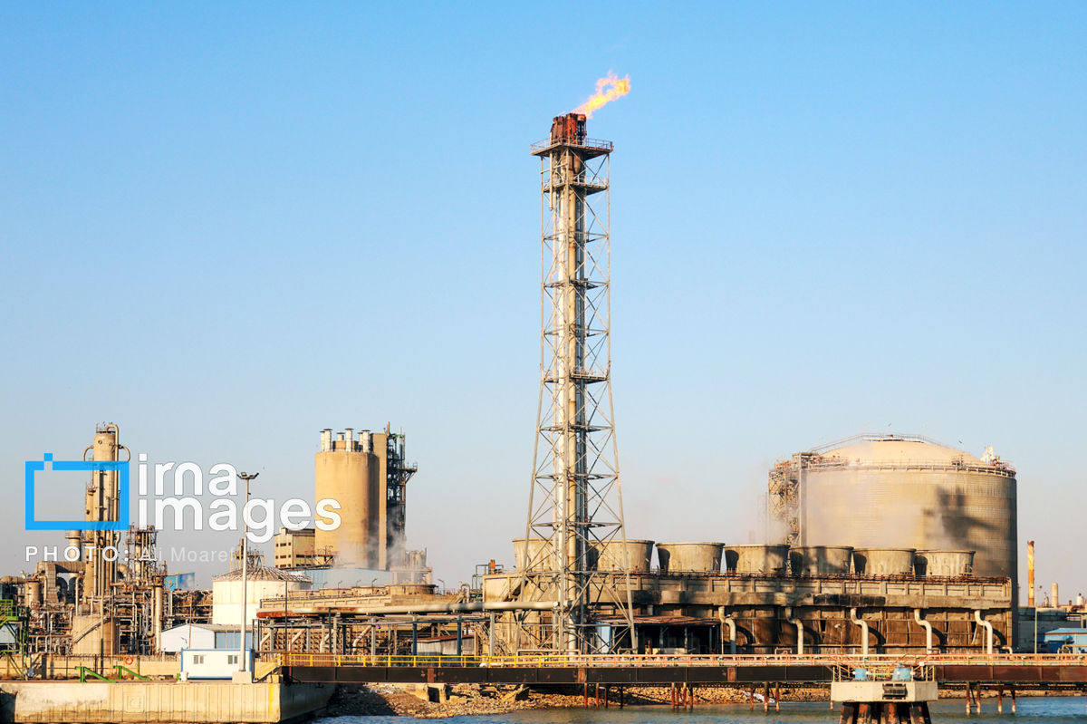 تصویب تحقیق و تفحص از پتروشیمی‌های امیرکبیر و ماهشهر  