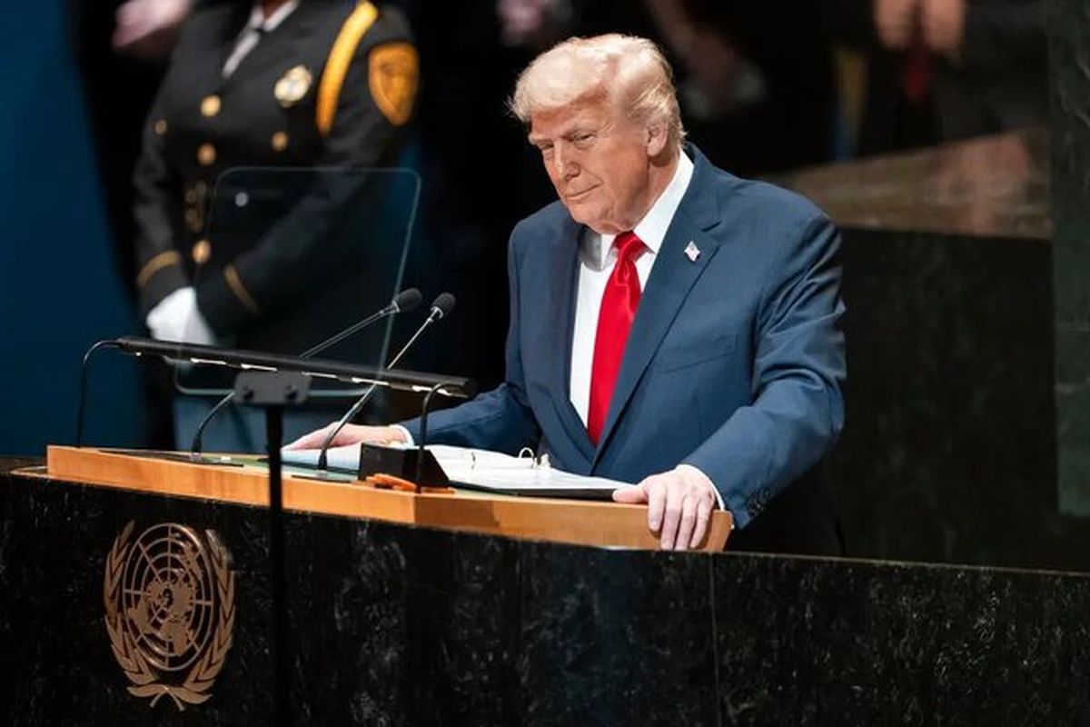 دیپورت ۱۰۰ مهاجر ایرانی غیرقانونی از آمریکا