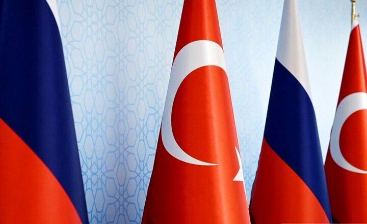 گفتگوی وزرای دفاع ترکیه و روسیه درباره تهاجم اسراییل به ایران