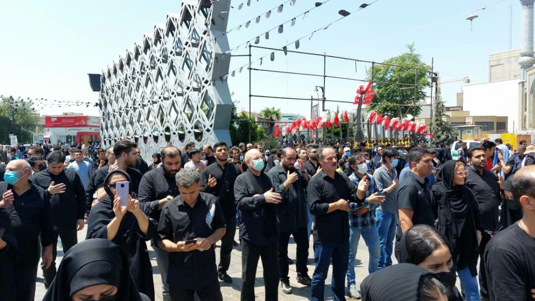 قالیباف در مراسم عزاداری ظهر عاشورا میدان امام حسین (ع)