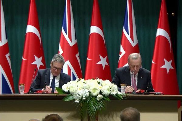 ترکیه جنگنده‌های تایفون می خرد