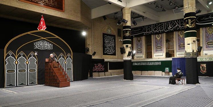 مراسم عزاداری شب عاشورای حسینی با حضور رهبر انقلاب