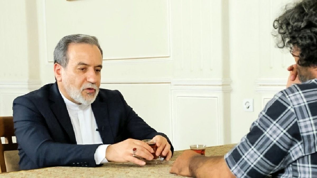 گنج روایتها، جنگ روایتها