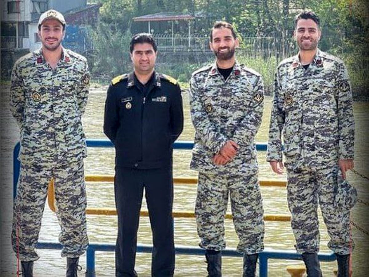 تصویری از محمدحسین مرادمند و سیاوش یزدانی در لباس سربازی