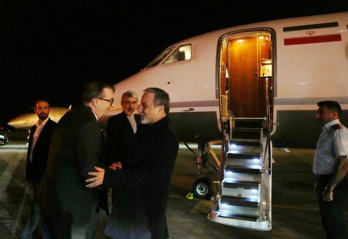 تصاویری از ورود عراقچی و هیئت همراه به ژنو