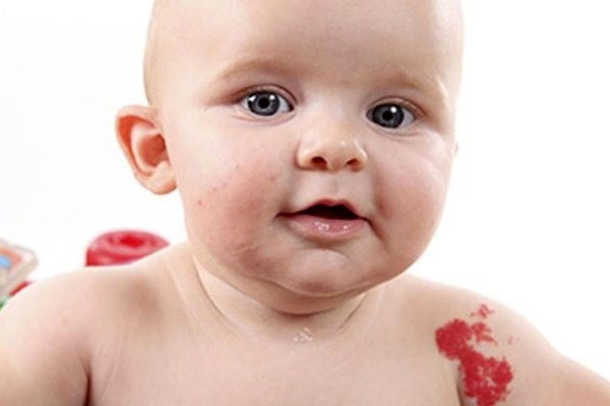 چرا روی بدن ماه گرفتگی ایجاد می‌شود؟