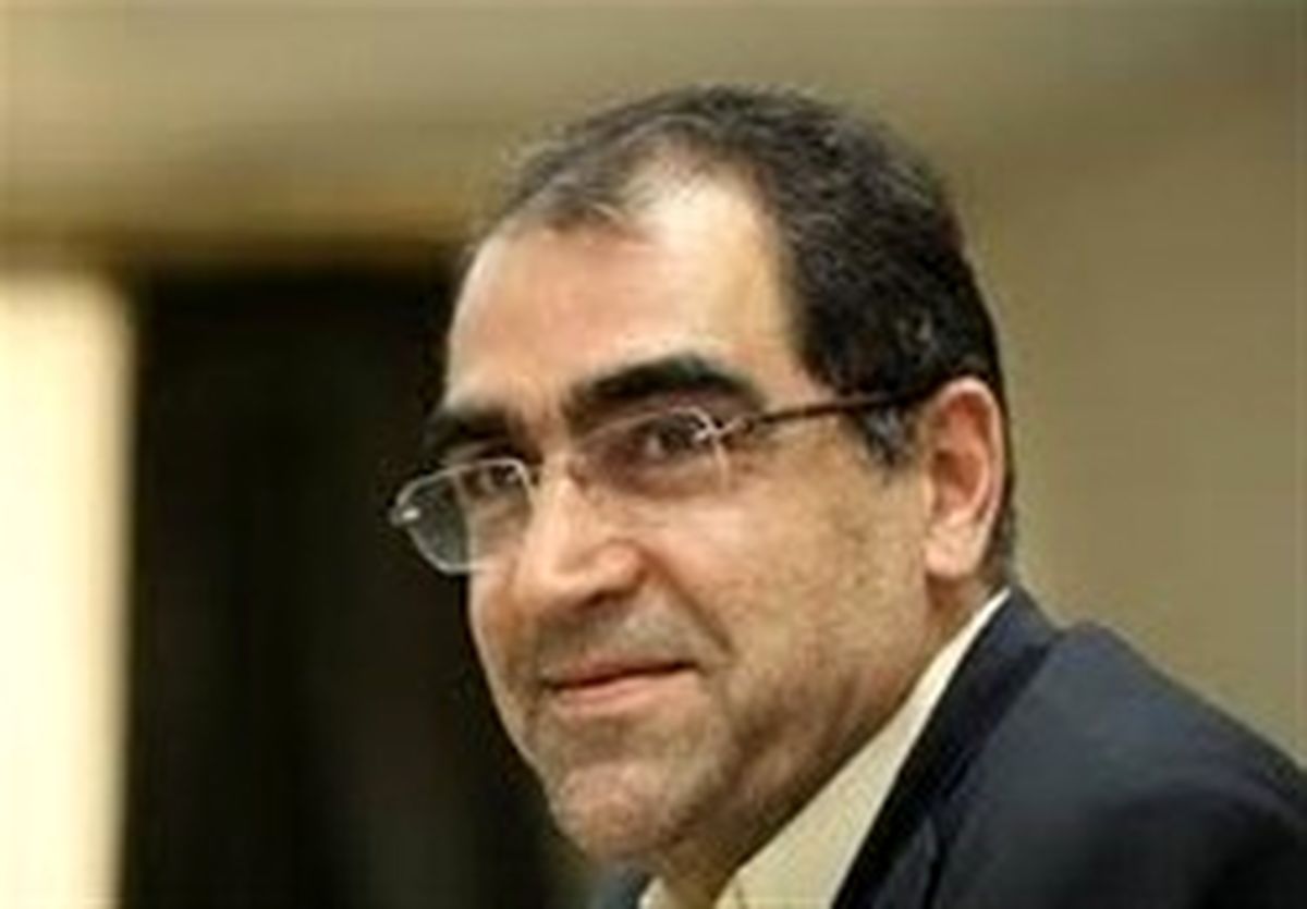 حضور وزیر بهداشت در کارخانه تولید دارو در سمنان +عکس