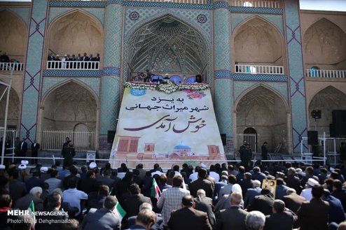 تصاویر: حواشی سخنرانی روحانی در جمع مردم یزد