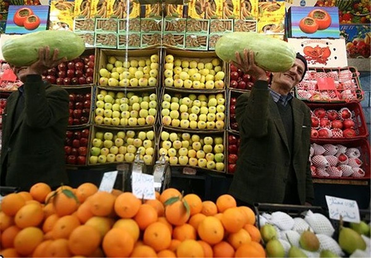 برخورد با ورود میوه قاچاق وظیفه همگانی