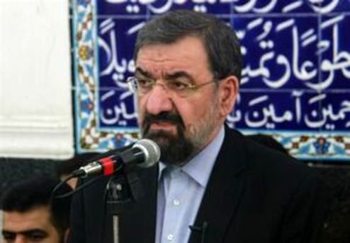 محسن رضایی: دولت به مجمع نگاه مزاحم نداشته باشد