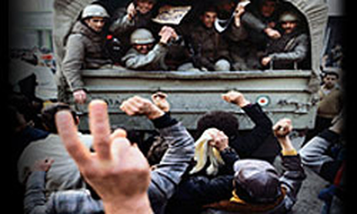 «جوانی من در خیابان انقلاب جا مانده»