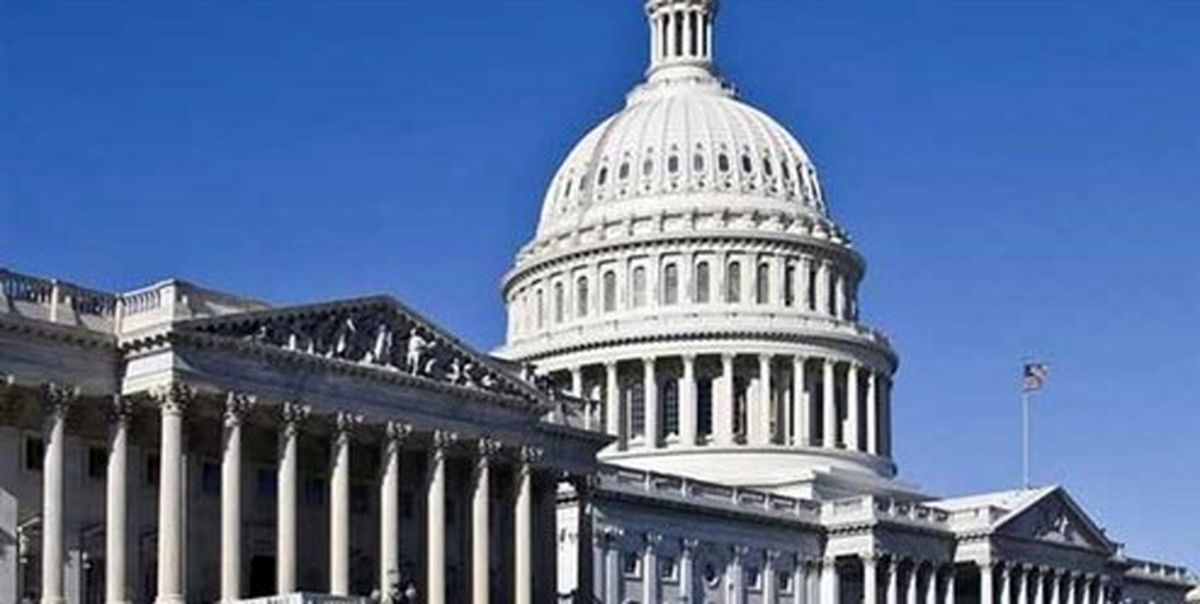 کاخ سفید: همکاری با خطوط کشتیرانی ایران خطر تحریم دارد