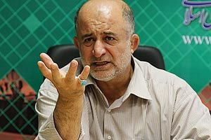 ما به احمدی نژاد رای دادیم یا به خانواده وزرا؟/شکایتم را تا نتیجه کامل دنبال می‌کنم