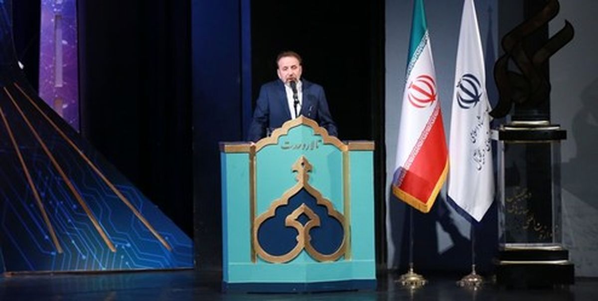 انتقاد واعظی از پررنگ شدن معایب فضای مجازی