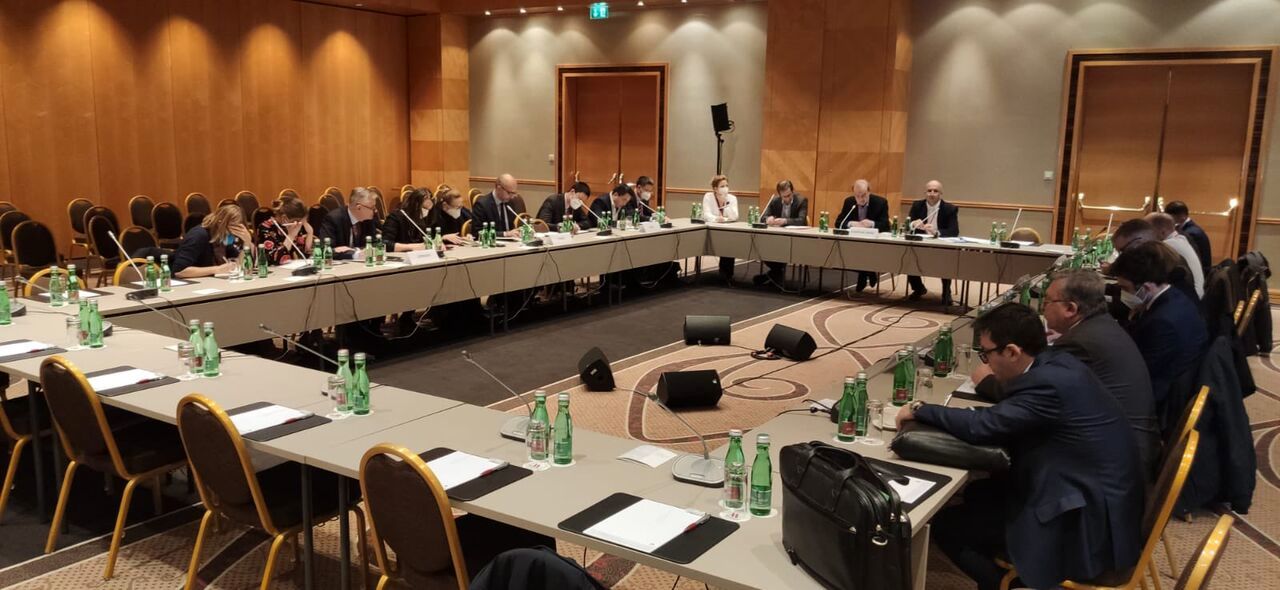 در دیدار دیشب گروه ۱+۴ و آمریکا در وین چه گذشت