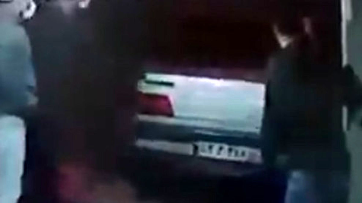 سرقت حرفه‌ای از منزل یک طلا فروش در ایران +فیلم