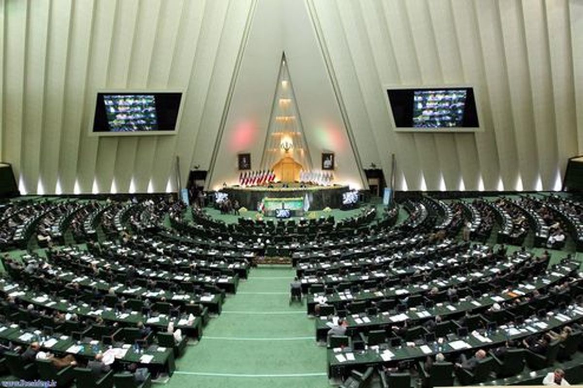 وعده‌های پوچ باید با اقدامات شفاف و قابل سنجش جایگزین شوند / راه خروج از انفعال برای مجلس