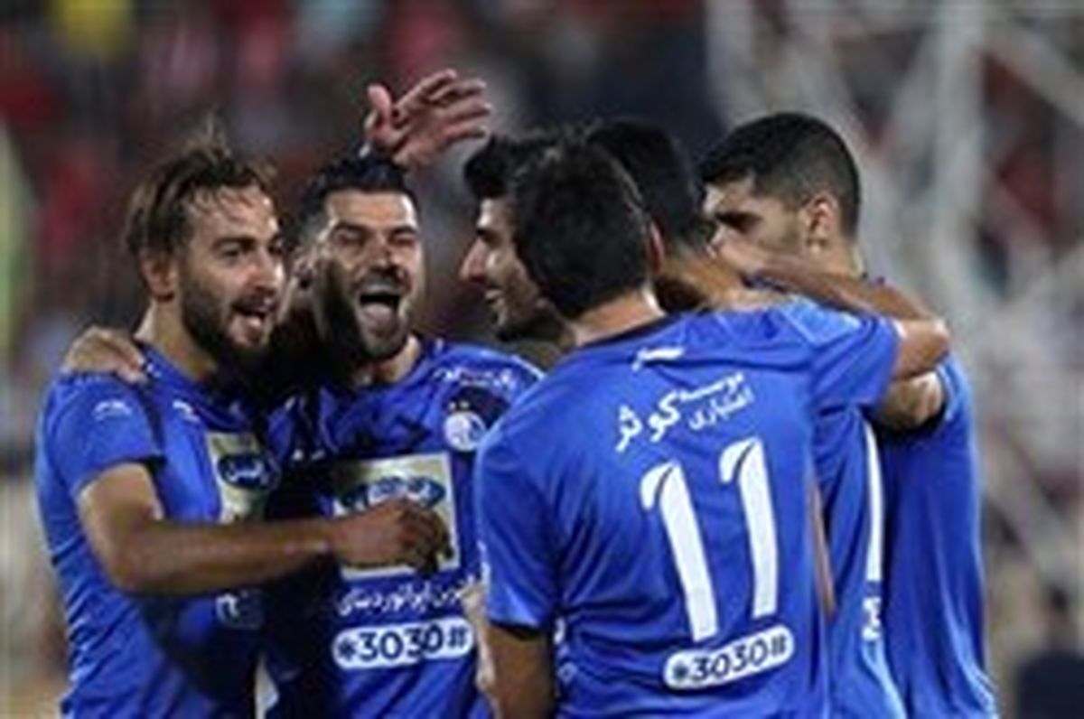 پایان نیمه اول: استقلال ۲- تراکتورسازی ۰