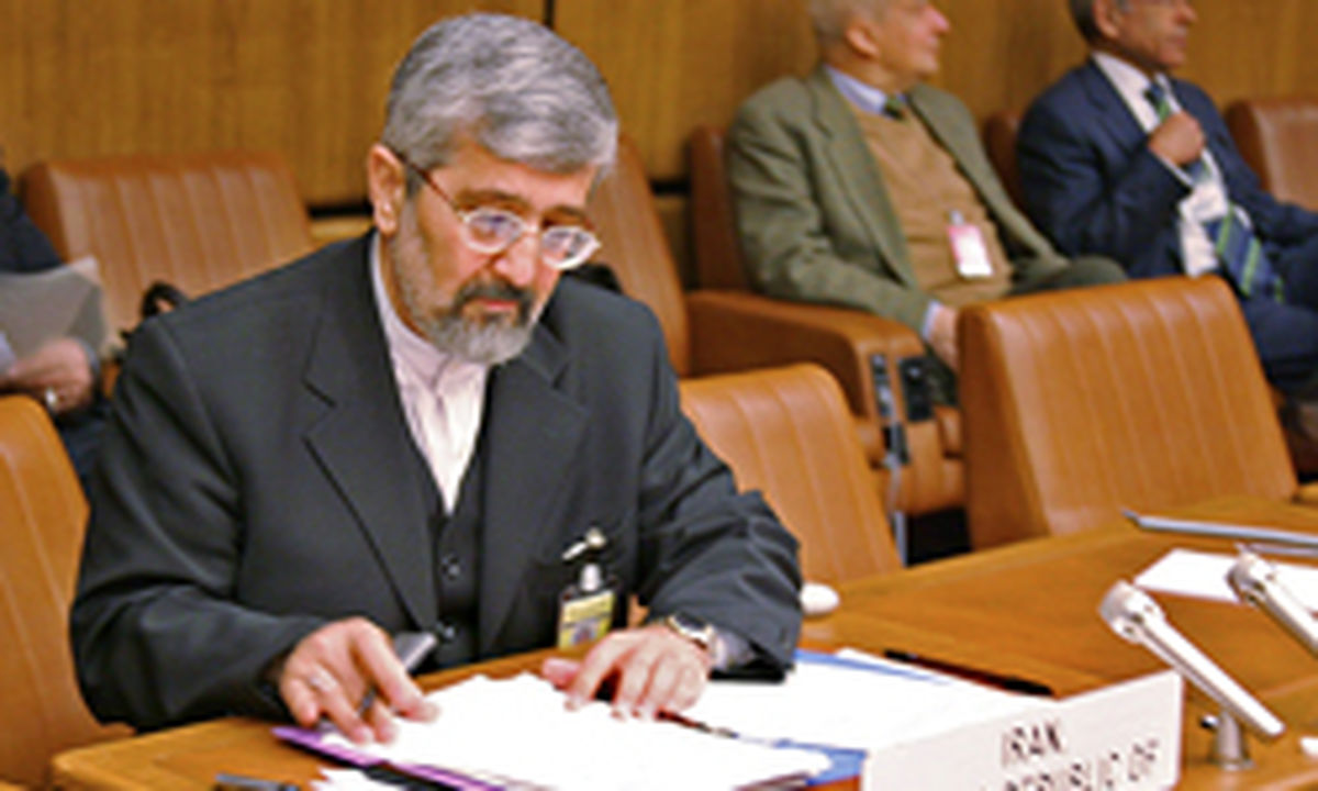 هيئت آژانس انرژي اتمي وارد تهران شد