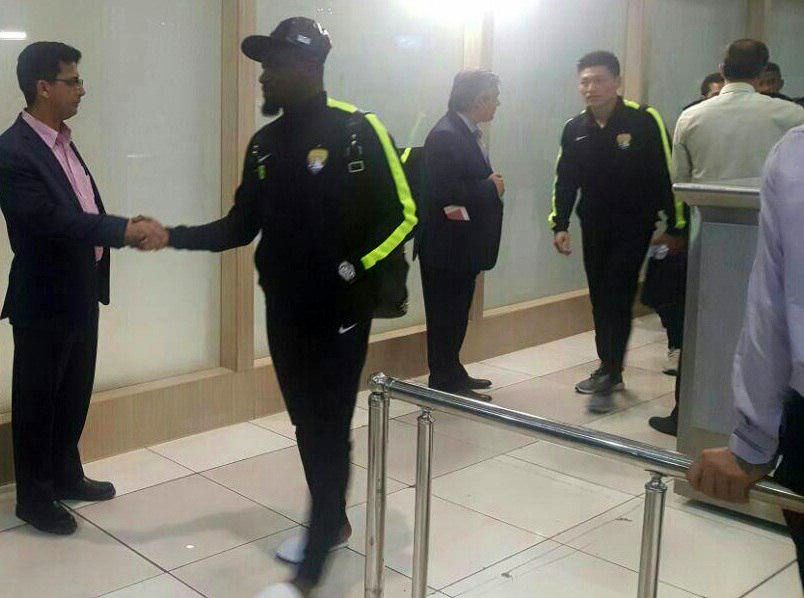 عکس: ورود حریف ذوب‌آهن به اصفهان