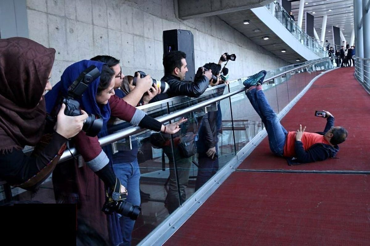 سوت بلبلی و سلفی عجیب رامبد جوان +عکس