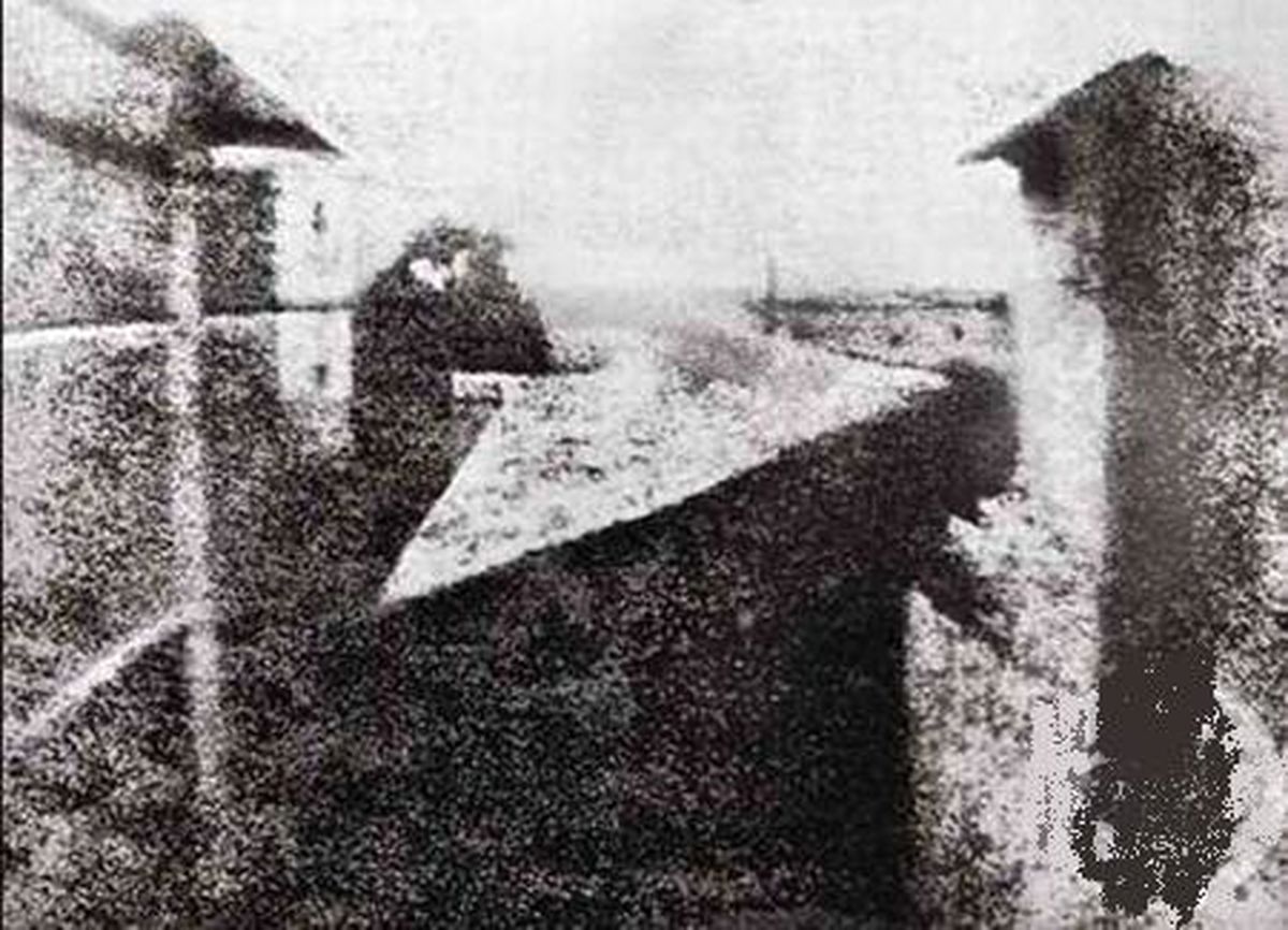 تصویر:‌ یکی از اولین عکس‌های گرفته شده توسط انسان!!