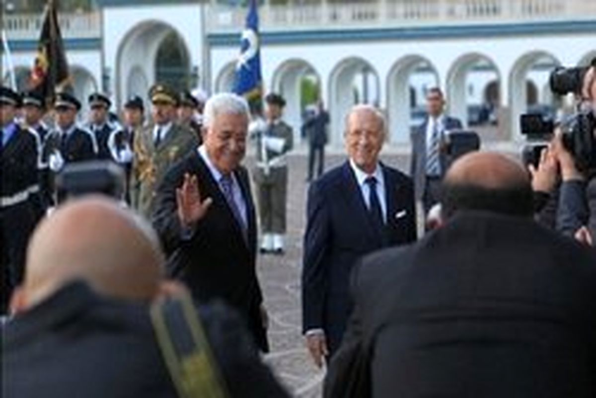 رایزنی «محمود عباس» با رئیس‌جمهوری تونس