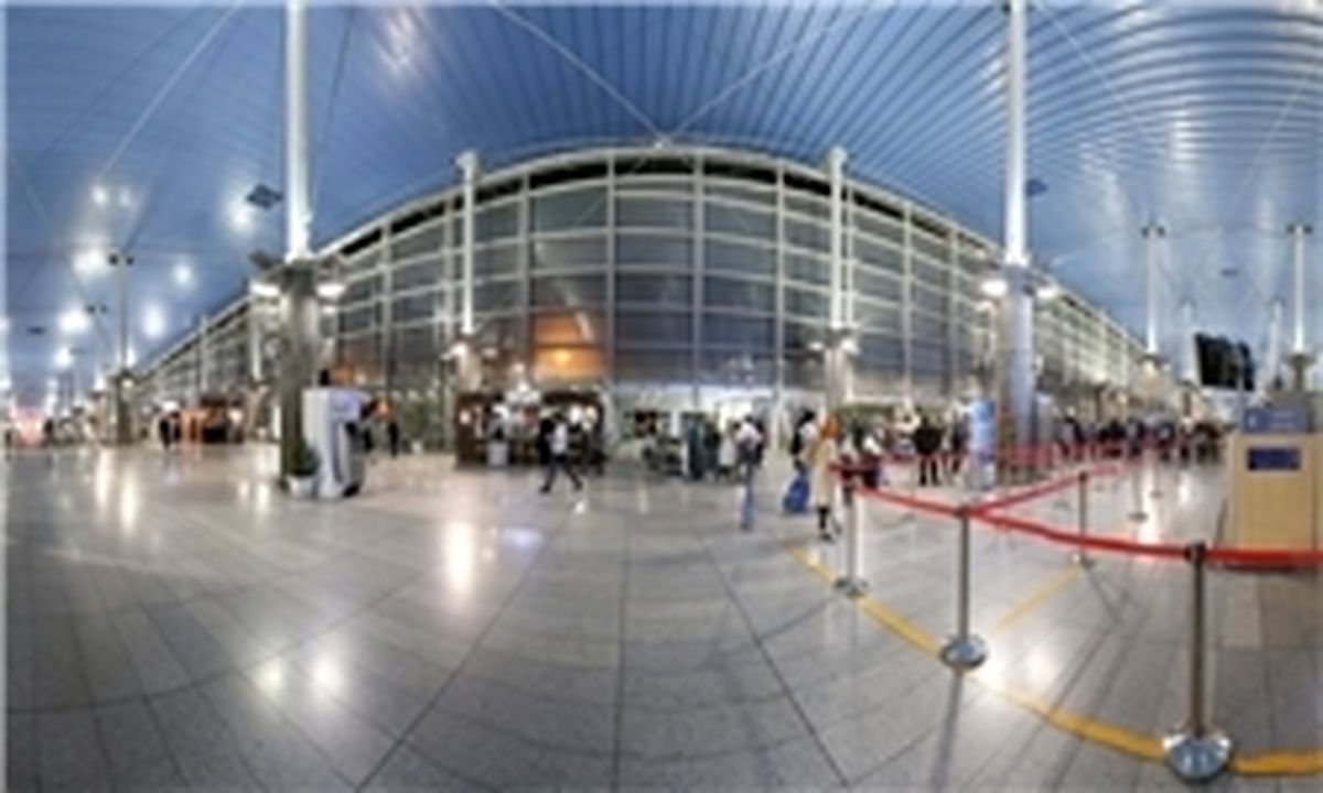 اسکان ۱۸۰۰ مسافر در فرودگاه امام در پی کولاک