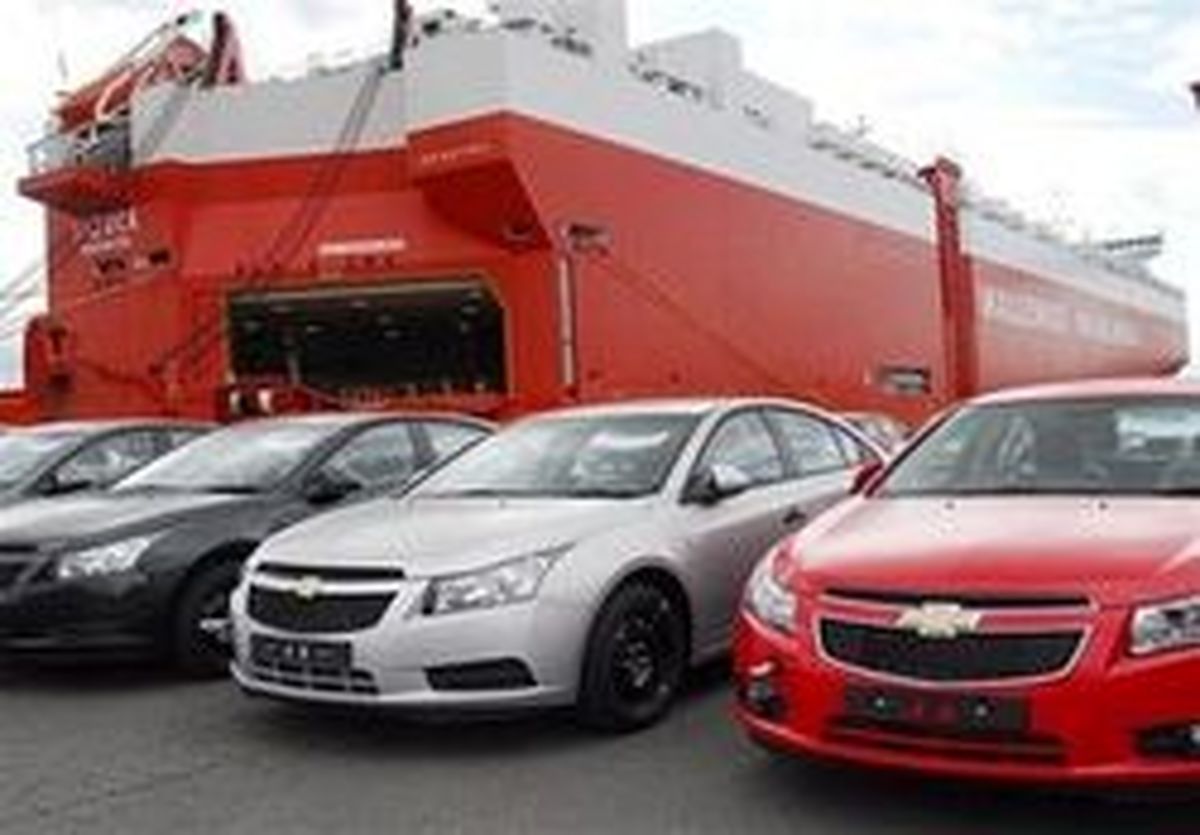 کاهش قیمت برخی خودروهای وارداتی